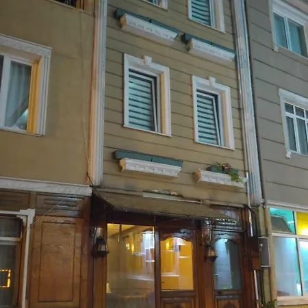 Gonul Sultan Bed & Breakfast 2*
